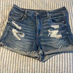 🔴2 for $25 bundle!American Eagle High Rise Distressed Denim Shorts with Stretch
